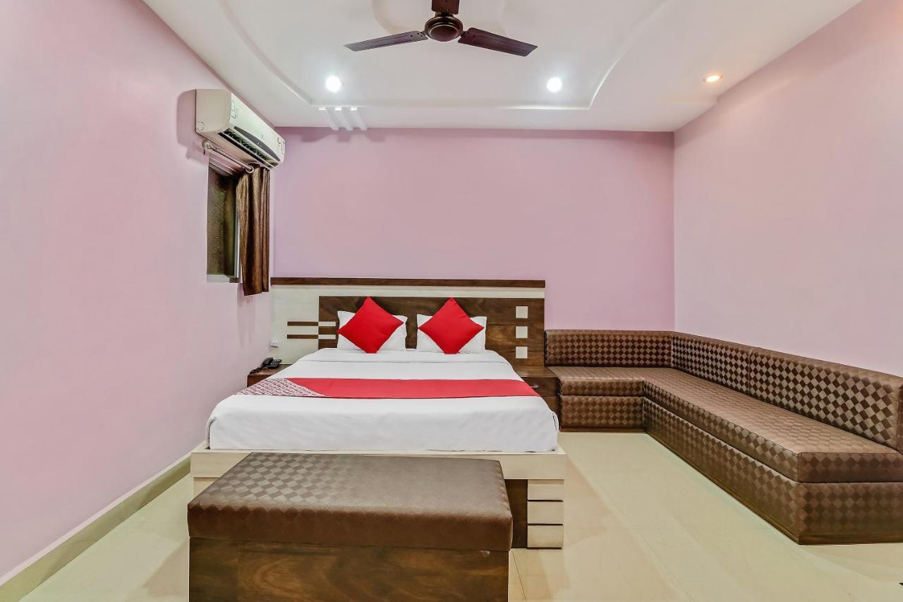 Super Hotel O Royal Raj Nandgaon Kültér fotó
